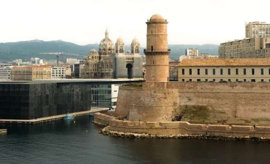 Saint Jean kasteel en de kathedraal de la major in Marseille.